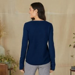 Avery Notch Tee 10 Avery Notch Tee -Sundance Sales 27a189f9 257e 4d73 b3e0 3cf25e345d53