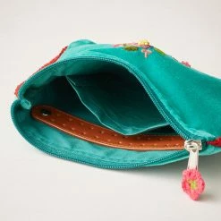 Garland Personalized Jewelry Pouch -Sundance Sales 3fdf871d 800d 4ac2 8fa6 2cd7df6fb763