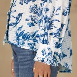 Chantilly Blooms Top -Sundance Sales 5a6b84a2 7a4b 4a93 a7cd 6b685d496b5f