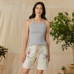 Odyssey Floral Shorts - Petites -Sundance Sales 5c6fbe8a b45f 45f4 9c12 6e8b3a6b7cdd