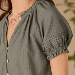 Elly Top 13 Elly Top -Sundance Sales 5e8f191f 614f 4db9 a793 cab93b900a87