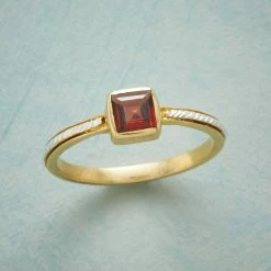 Lasso Garnet Ring -Sundance Sales 618574c1 cfdb 441b 8bc7 c72f9b9483f2