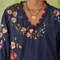 Florentina Top, Petite -Sundance Sales 797ae024 579b 403c ad16 ce458cd1a459