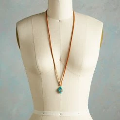 Handcarved Leaf Necklace -Sundance Sales 7fd1bf36 cd00 4077 9d66 e99c0f761a55