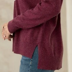 Laid Back Llama Sweater -Sundance Sales 824cf4cb 3f45 41cb 9483 882ba2cc2d0d