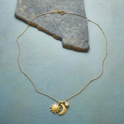 Gold Plate Universally Loved Necklace -Sundance Sales 84742dae 6a02 43ba a8ce 368134044837