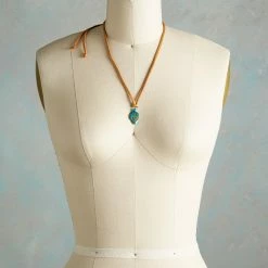 Handcarved Leaf Necklace -Sundance Sales 8974d5e8 3d94 4420 9600 fbe81469006d