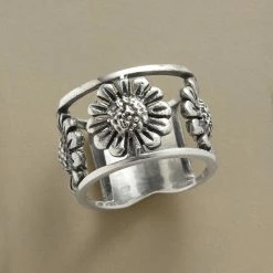 Tournesol Ring