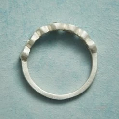 Seven Sparklers Diamond Ring -Sundance Sales b543d804 318f 4a32 9053 fef382b3e733