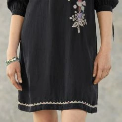 Arva Dress -Sundance Sales be8e3071 a769 4396 b059 2c6b35b1273b