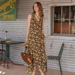 Floret Twirl Dress -Sundance Sales c31a765c e786 4cf9 8453 be8df4ece0c9