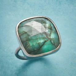 Earthy Emerald Ring -Sundance Sales f9442426 82de 4d02 8341 82b173faf7f2